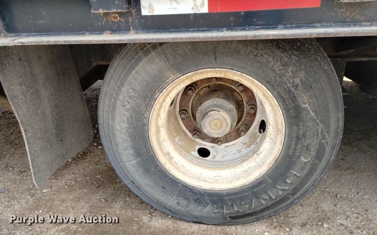 image for item DQ5990 2002 Trail King TK70HT-482 drop deck equipment trailer