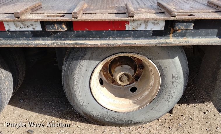image for item DQ5990 2002 Trail King TK70HT-482 drop deck equipment trailer