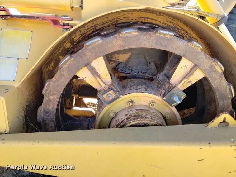 image for item DQ6003 1998 Rex 3-35 Pactor soil compactor