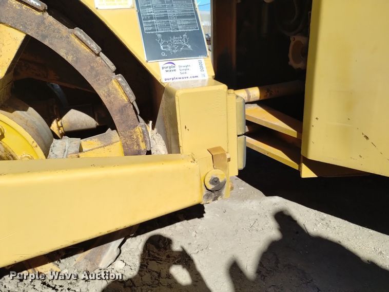 image for item DQ6003 1998 Rex 3-35 Pactor soil compactor