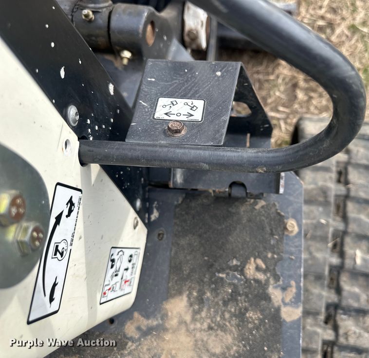 image for item DQ6343 2019 Bobcat E10 mini excavator