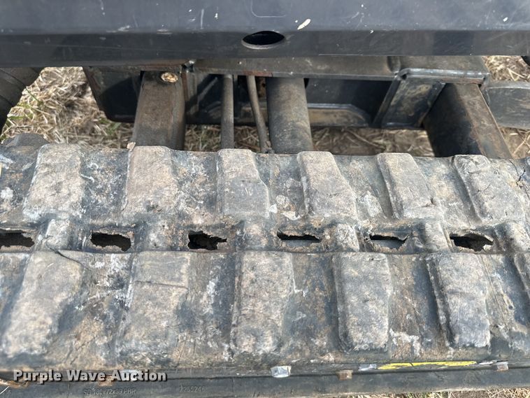 image for item DQ6343 2019 Bobcat E10 mini excavator