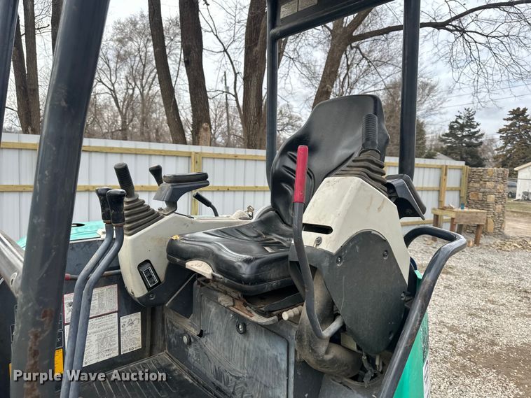 image for item DQ6344 2007 IHI 25NX2 mini excavator