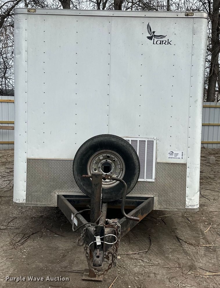 image for item DQ6348 2015 Lark concrete foam leveling trailer