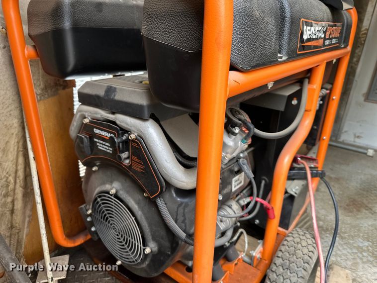 image for item DQ6348 2015 Lark concrete foam leveling trailer