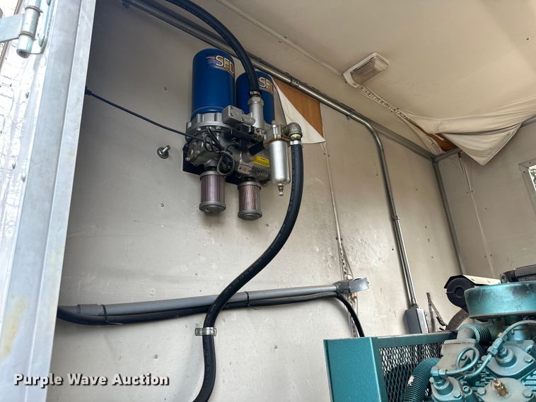 image for item DQ6348 2015 Lark concrete foam leveling trailer