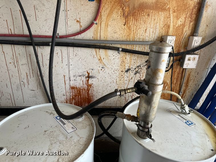 image for item DQ6348 2015 Lark concrete foam leveling trailer