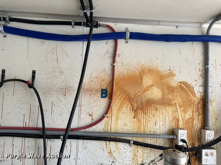 image for item DQ6348 2015 Lark concrete foam leveling trailer