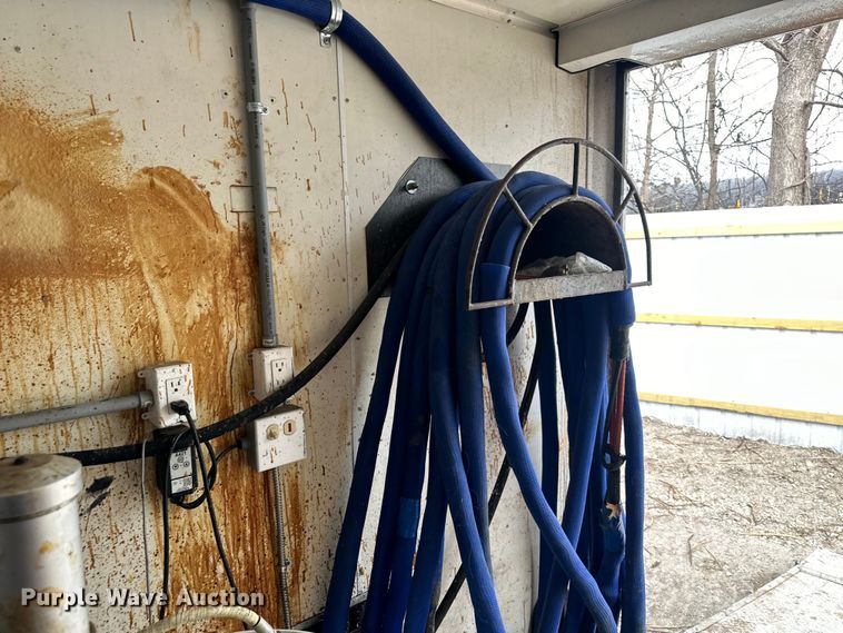 image for item DQ6348 2015 Lark concrete foam leveling trailer