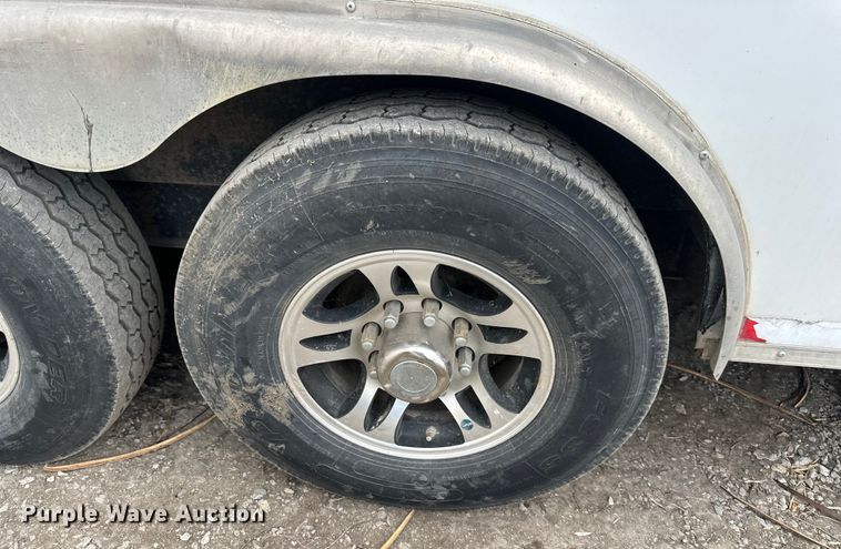 image for item DQ6348 2015 Lark concrete foam leveling trailer