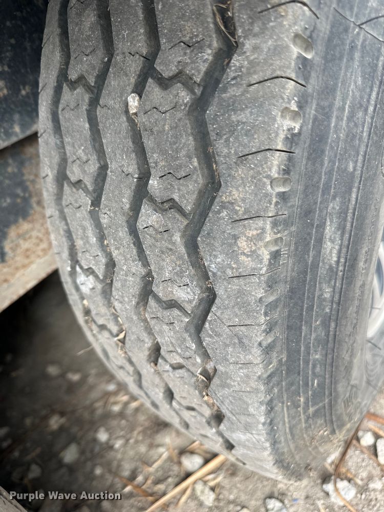 image for item DQ6348 2015 Lark concrete foam leveling trailer