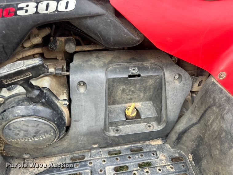 image for item DQ6352 2000 Kawasaki  Prairie 300 ATV