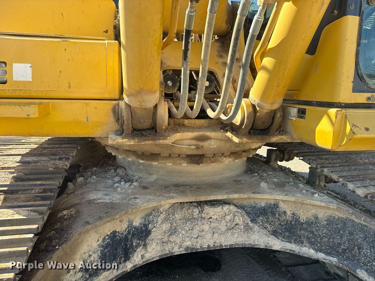 image for item DQ6744 2007 Komatsu  PC400LC excavator