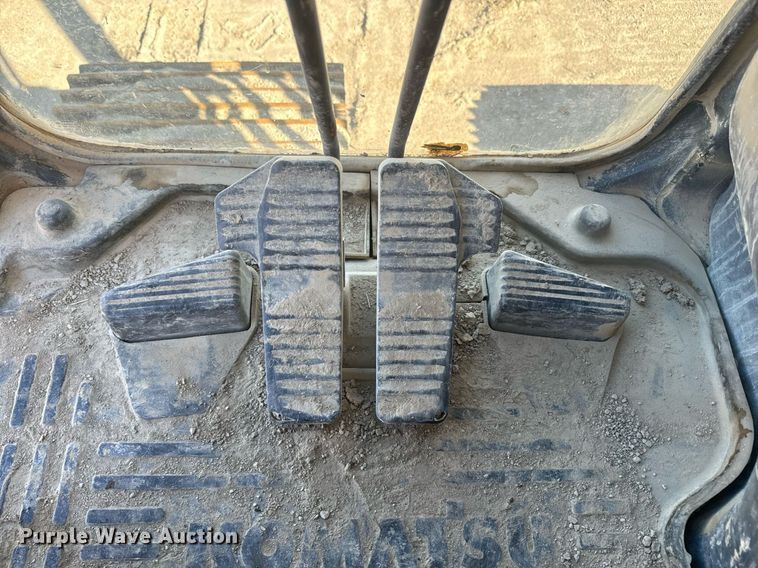 image for item DQ6744 2007 Komatsu  PC400LC excavator