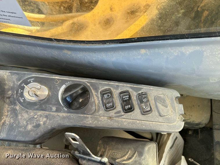 image for item DQ6744 2007 Komatsu  PC400LC excavator