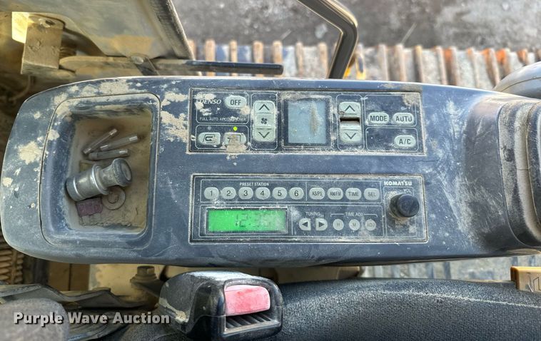 image for item DQ6744 2007 Komatsu  PC400LC excavator