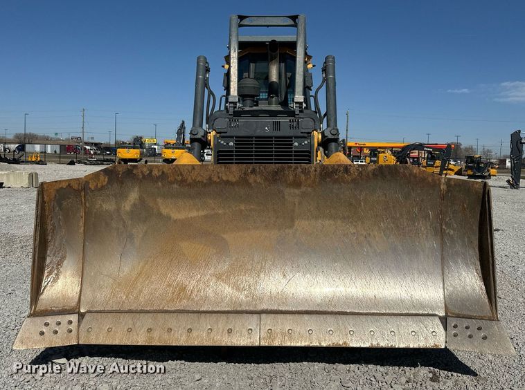 image for item DQ6745 2011 John Deere 850K WT dozer