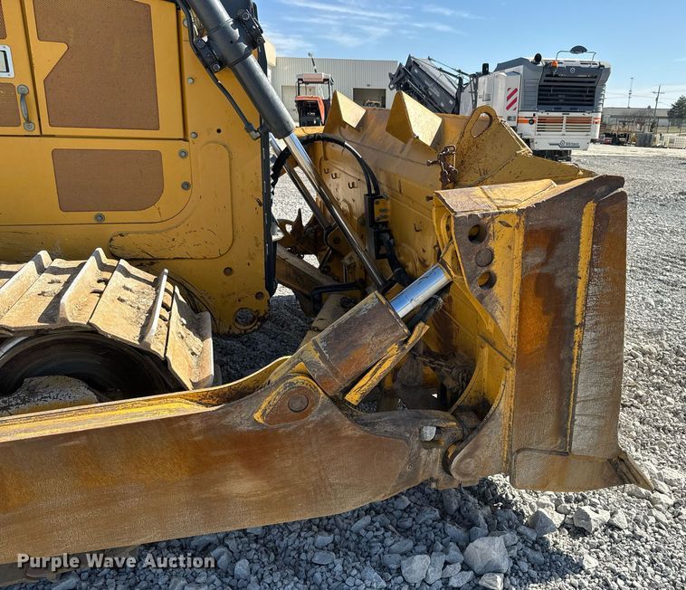 image for item DQ6745 2011 John Deere 850K WT dozer