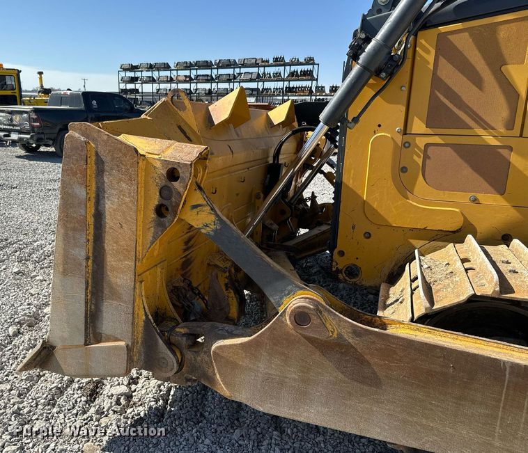 image for item DQ6745 2011 John Deere 850K WT dozer