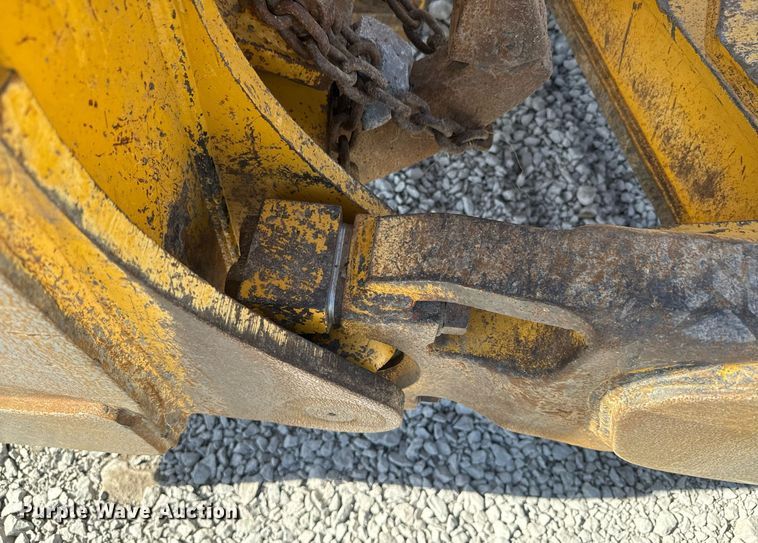 image for item DQ6745 2011 John Deere 850K WT dozer