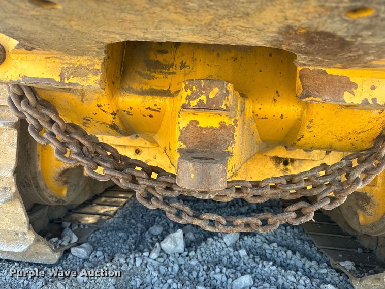 image for item DQ6745 2011 John Deere 850K WT dozer