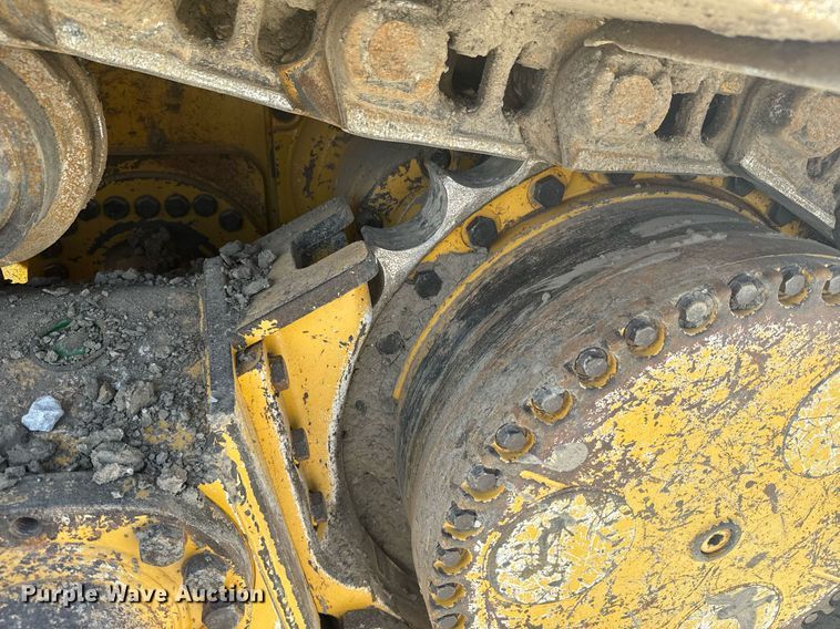 image for item DQ6745 2011 John Deere 850K WT dozer