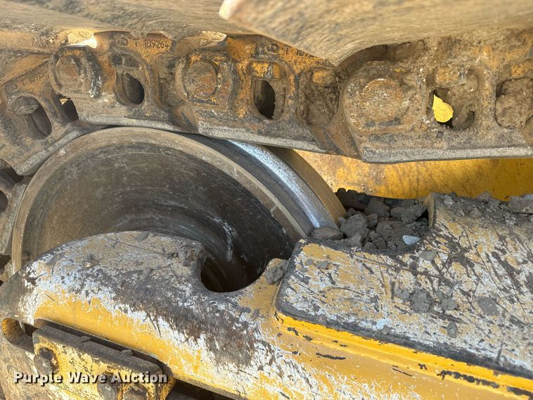 image for item DQ6745 2011 John Deere 850K WT dozer