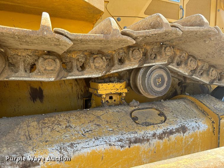 image for item DQ6745 2011 John Deere 850K WT dozer