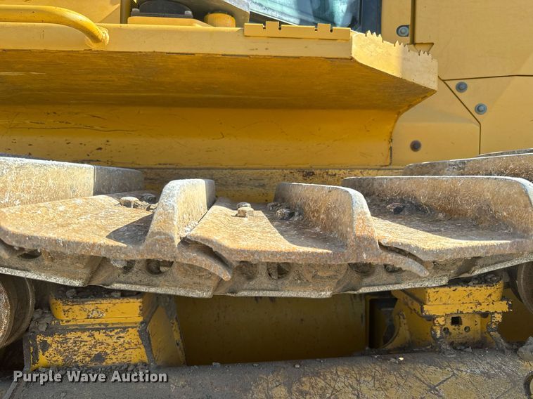 image for item DQ6745 2011 John Deere 850K WT dozer