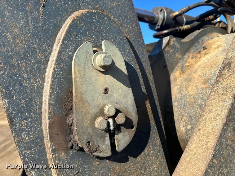 image for item DQ7426 2006 John Deere 844J wheel loader