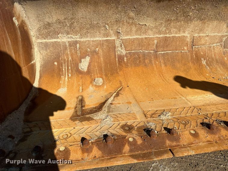 image for item DQ7426 2006 John Deere 844J wheel loader