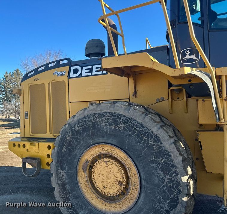 image for item DQ7426 2006 John Deere 844J wheel loader