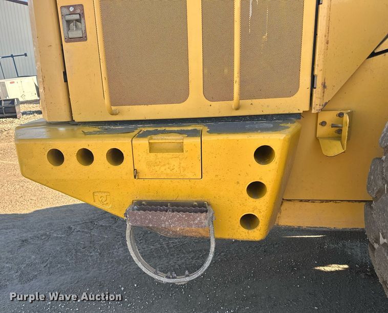 image for item DQ7426 2006 John Deere 844J wheel loader