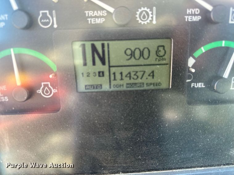 image for item DQ7426 2006 John Deere 844J wheel loader