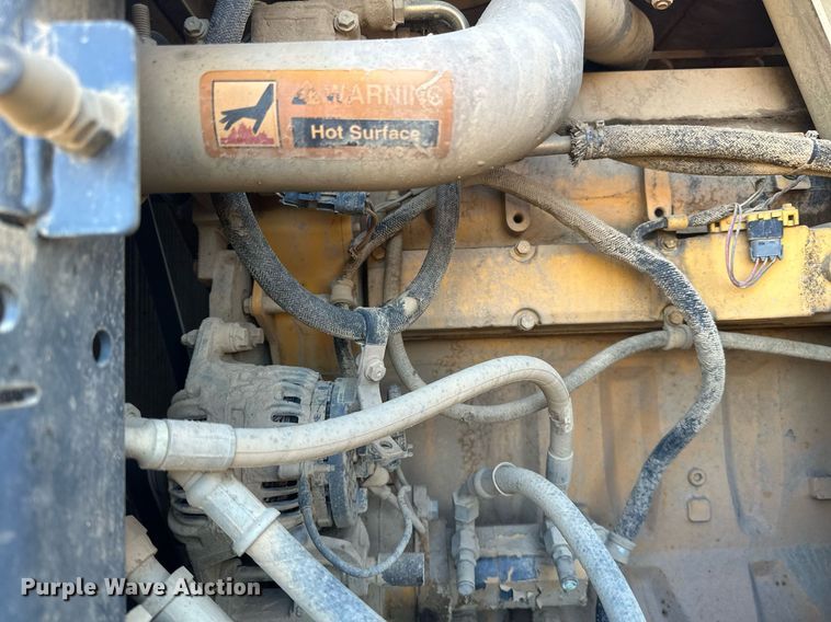 image for item DQ7426 2006 John Deere 844J wheel loader