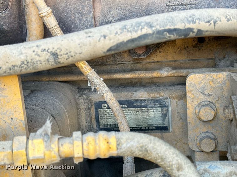 image for item DQ7426 2006 John Deere 844J wheel loader