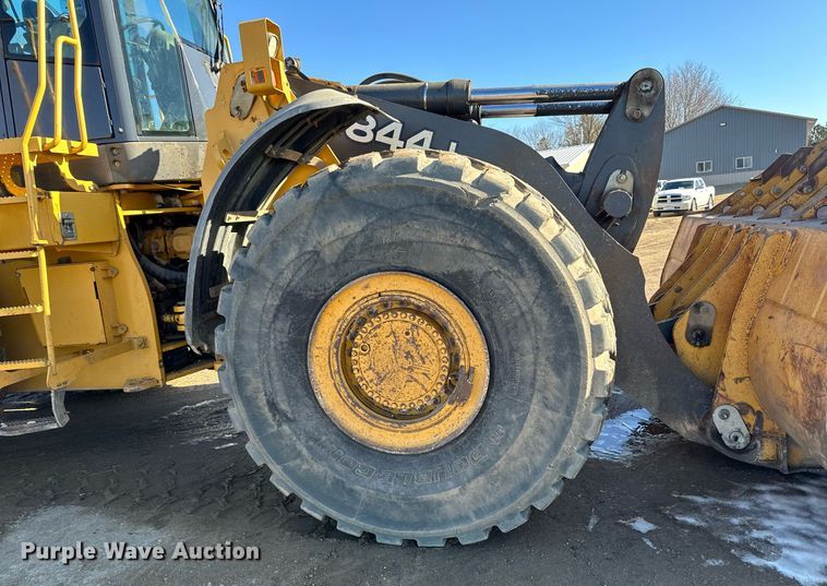 image for item DQ7426 2006 John Deere 844J wheel loader