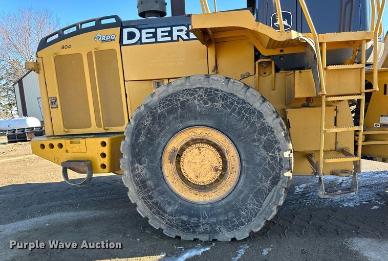 image for item DQ7426 2006 John Deere 844J wheel loader