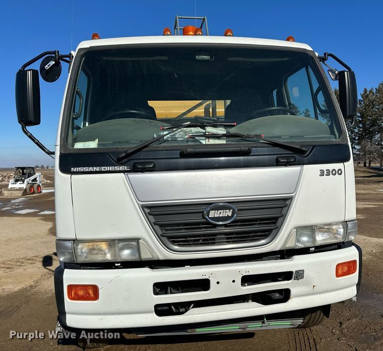 image for item DQ7427 2009 Nissan  UD3300 street sweeper truck