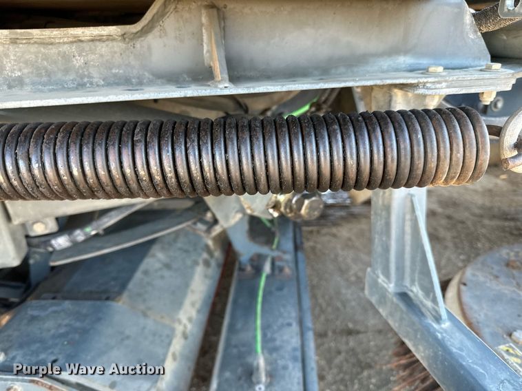 image for item DQ7427 2009 Nissan  UD3300 street sweeper truck