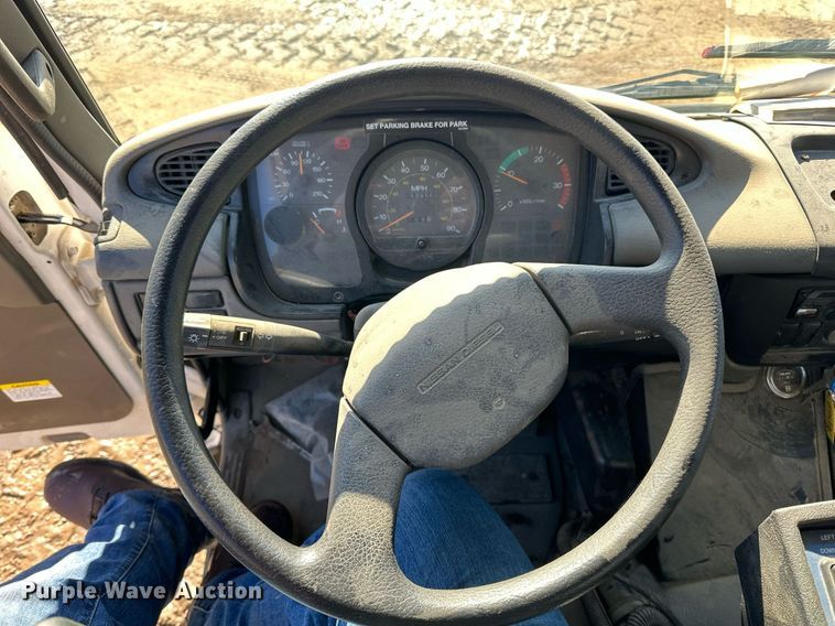 image for item DQ7427 2009 Nissan  UD3300 street sweeper truck