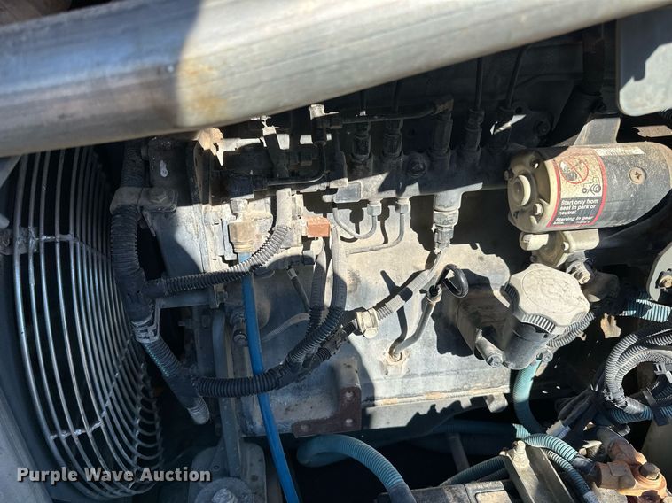 image for item DQ7427 2009 Nissan  UD3300 street sweeper truck