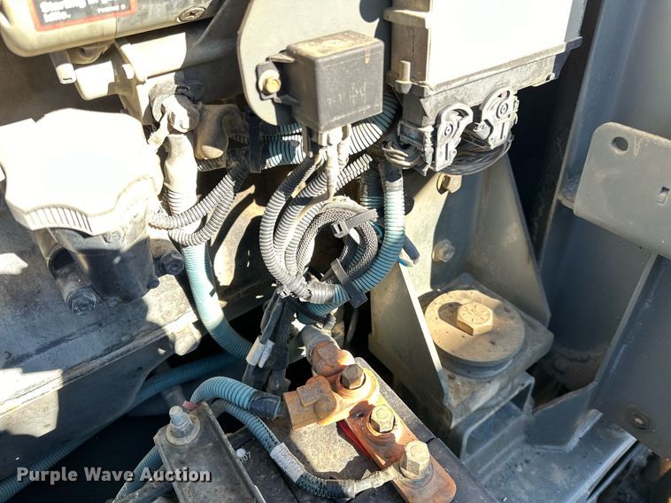 image for item DQ7427 2009 Nissan  UD3300 street sweeper truck