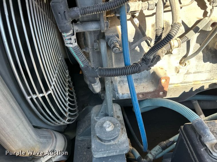 image for item DQ7427 2009 Nissan  UD3300 street sweeper truck