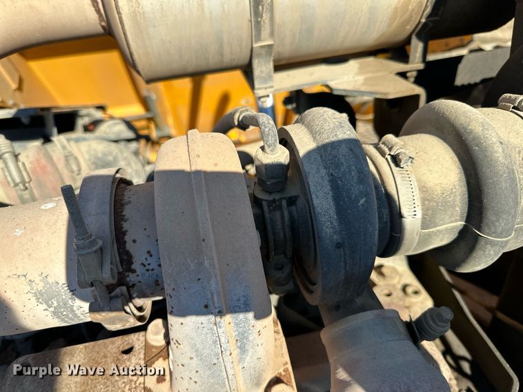 image for item DQ7427 2009 Nissan  UD3300 street sweeper truck