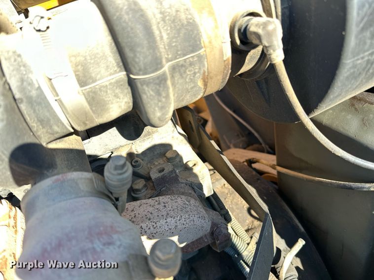 image for item DQ7427 2009 Nissan  UD3300 street sweeper truck