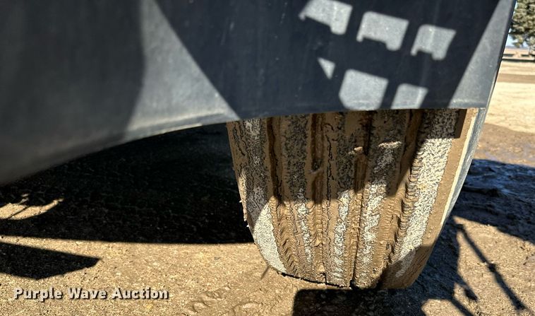 image for item DQ7427 2009 Nissan  UD3300 street sweeper truck