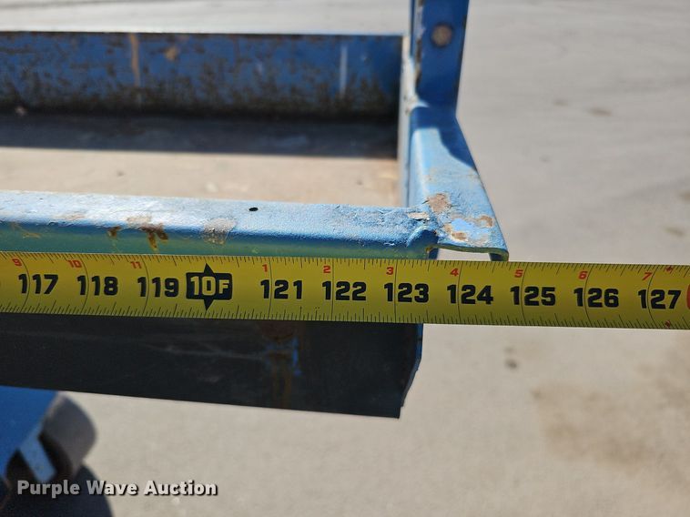 image for item DQ8586 Genie GS2632 scissor lift