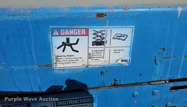 image for item DQ8586 Genie GS2632 scissor lift