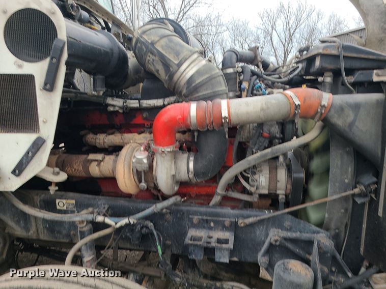 image for item DR7866 2004 Kenworth T800 dump truck